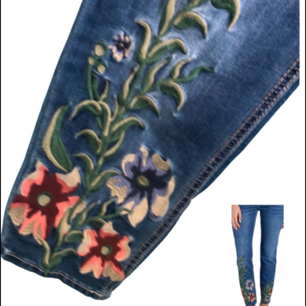 Embroidered Floral Jeans Boho Festival Straight Leg Size 6 Baccini